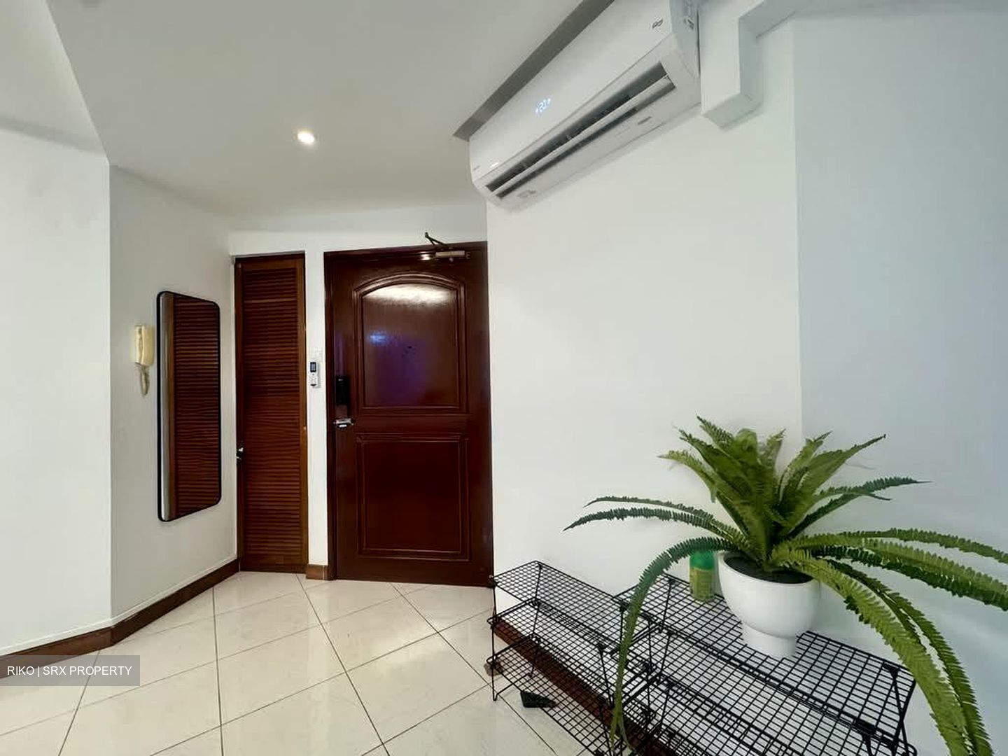 Melville Park (D18), Condominium #537939071
